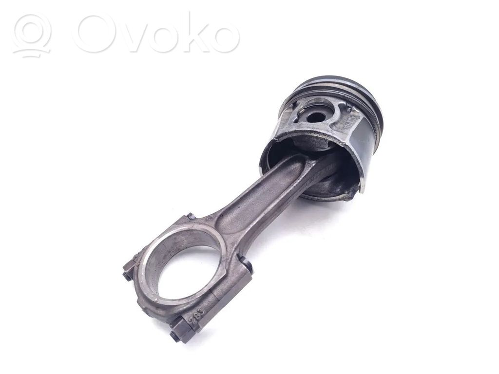 Peugeot 407 Piston with connecting rod 