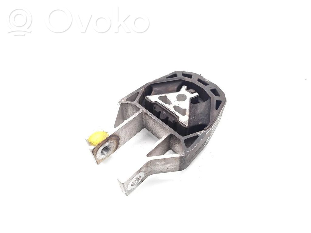 Ford Connect Engine mount bracket 