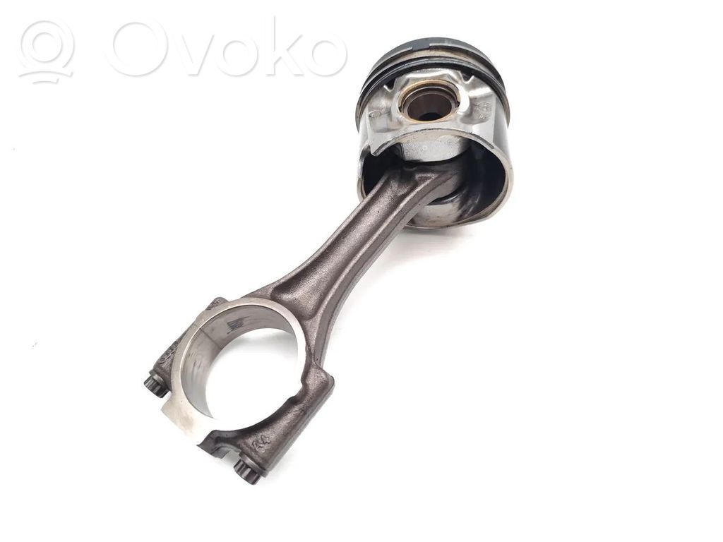 Audi A4 S4 B6 8E 8H Piston with connecting rod 