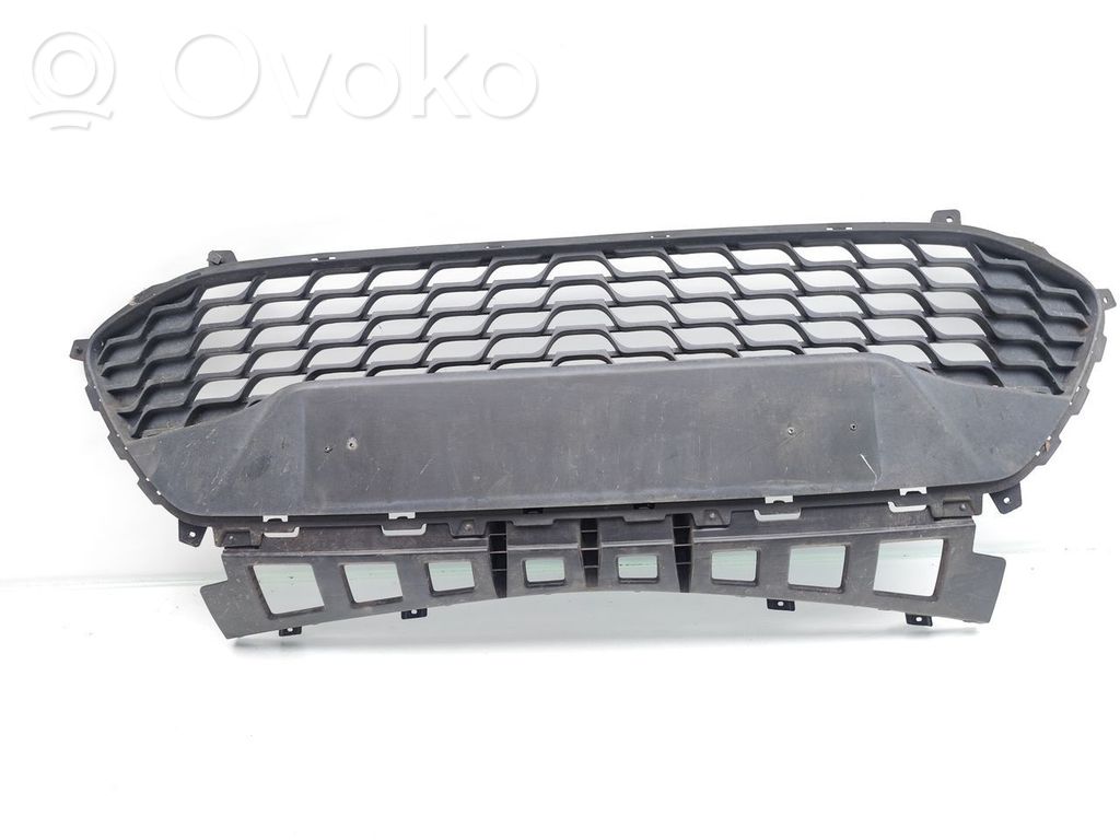 Hyundai i30 Grilă inferioară bară față 