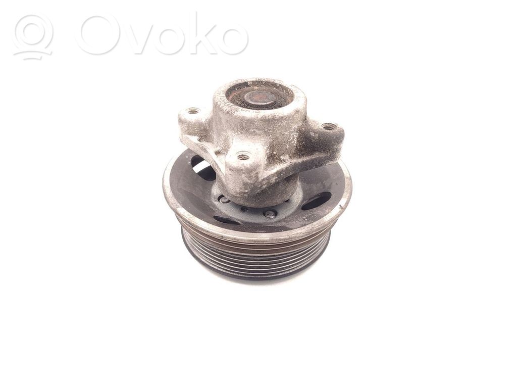 Ohjaustehostimen pumpun hihnapyörä   30731821