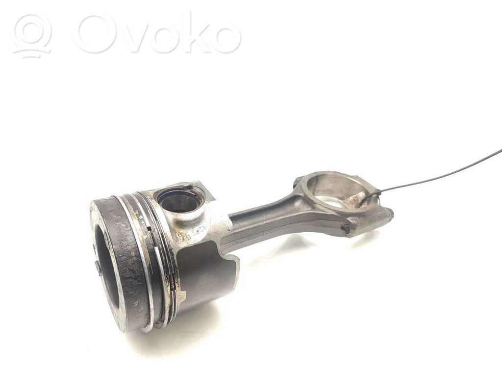 Audi A5 8T 8F Piston with connecting rod 