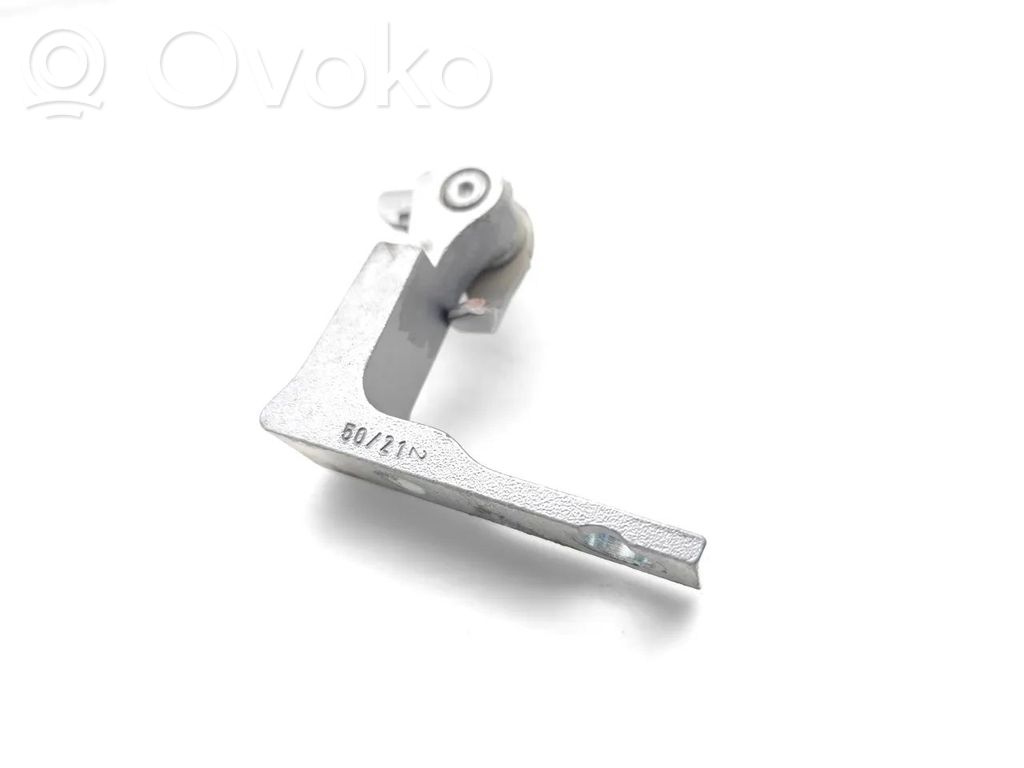 Zawias dolny drzwi tylnych   L1TBS26810AC