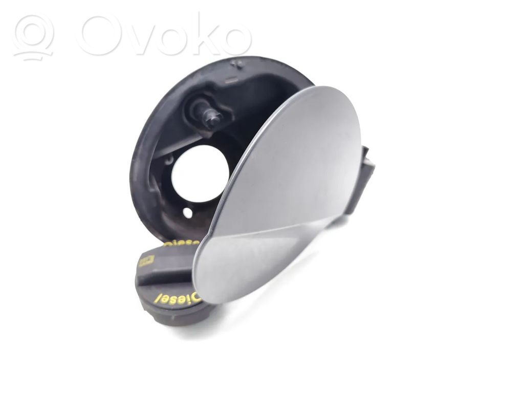 Fuel tank cap   8X0809906