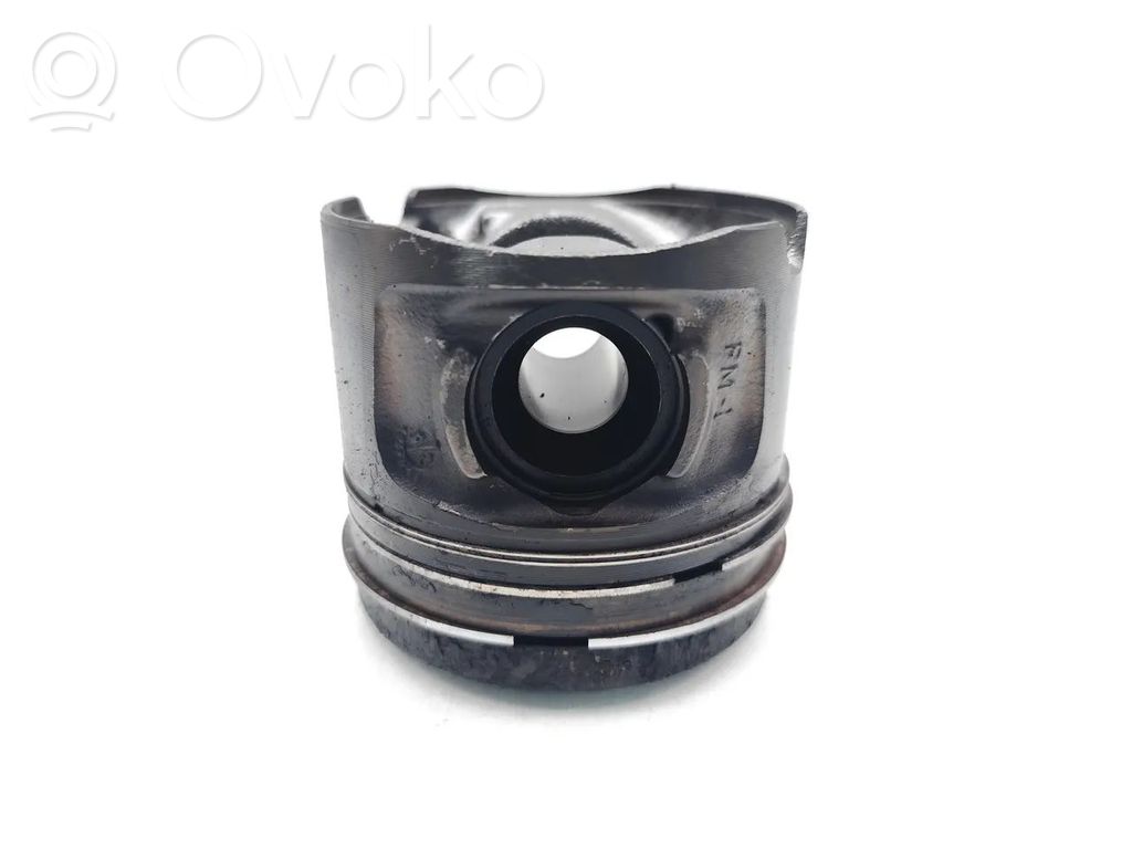 BMW 5 E60 E61 Piston 