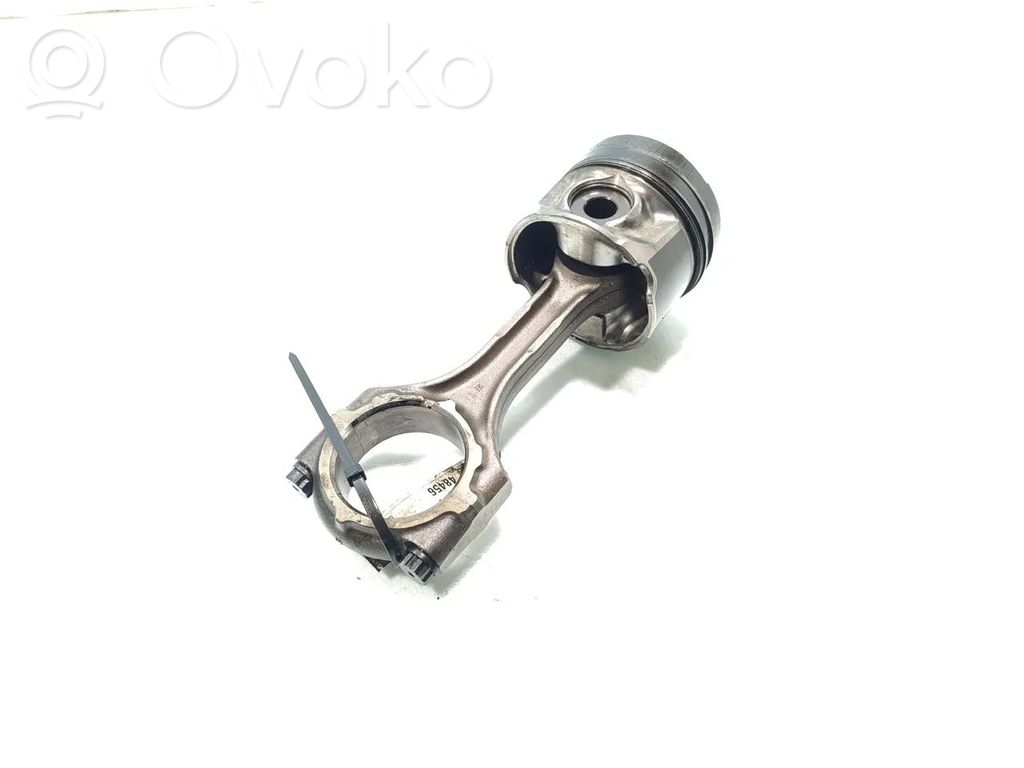 Toyota RAV 4 (XA30) Piston with connecting rod 