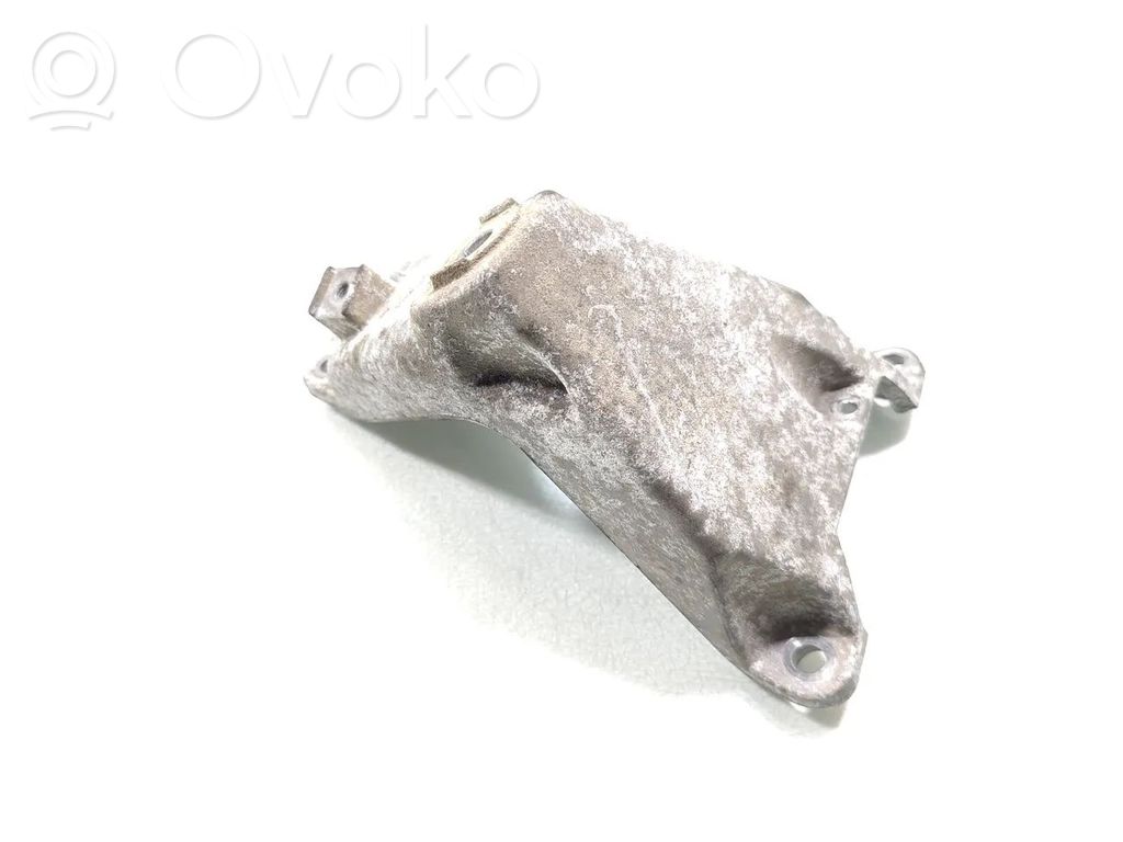Engine mounting bracket   4E0199308BH
