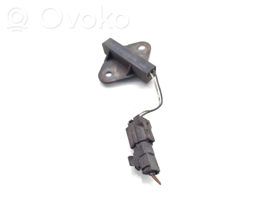 Mitsubishi Outlander Interjero komforto antena 