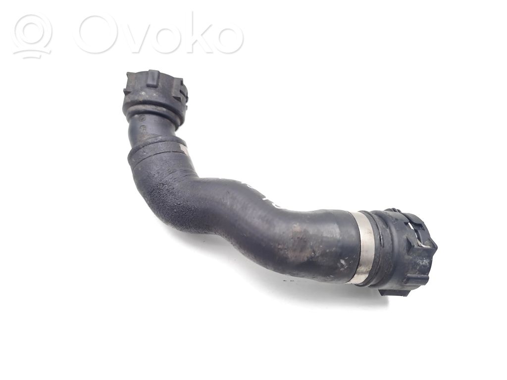 BMW 5 F10 F11 Conductă/furtun lichid de răcire motor 