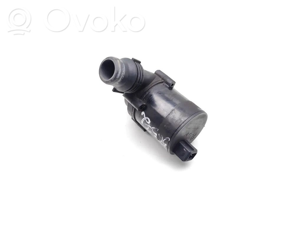 BMW 6 E63 E64 Webasto Kiertovesipumppu 