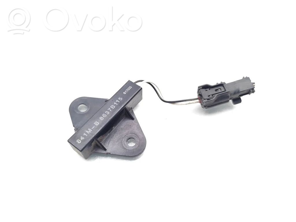 Mitsubishi Outlander Interjero komforto antena 