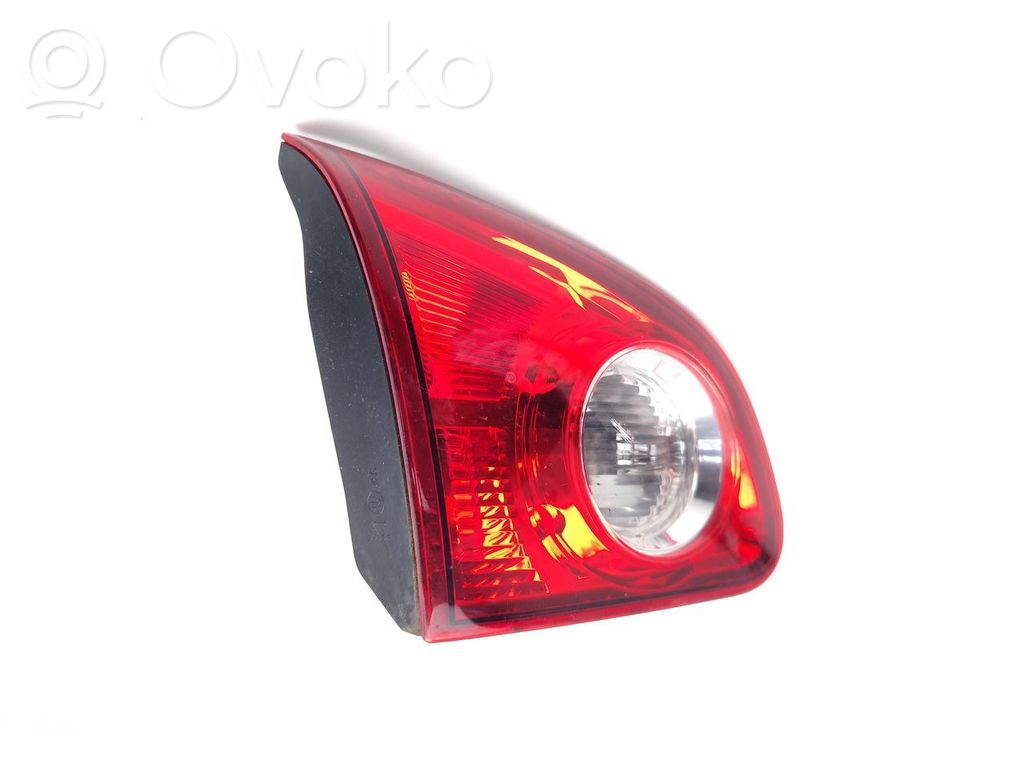 Nissan Qashqai Luci posteriori del portellone del bagagliaio 