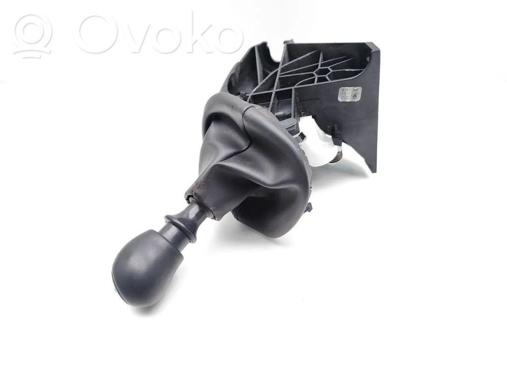 Renault Trafic III (X82) Selector de cambios 