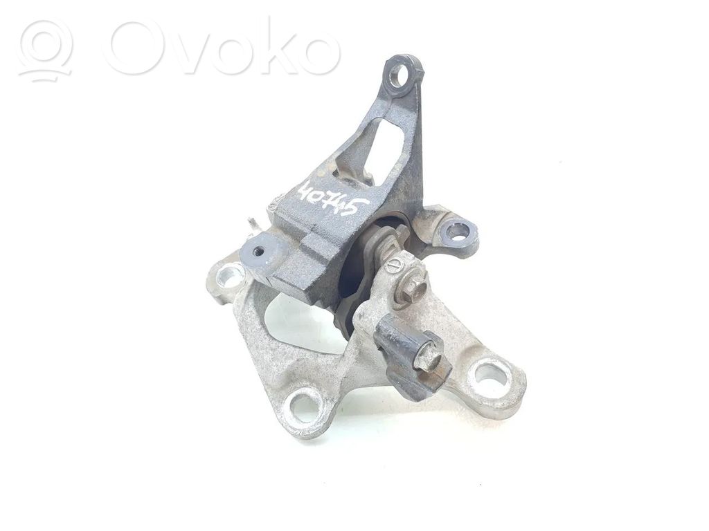 Engine mount bracket