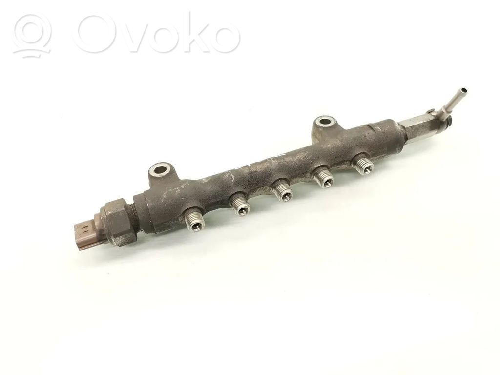 Fuel main line pipe