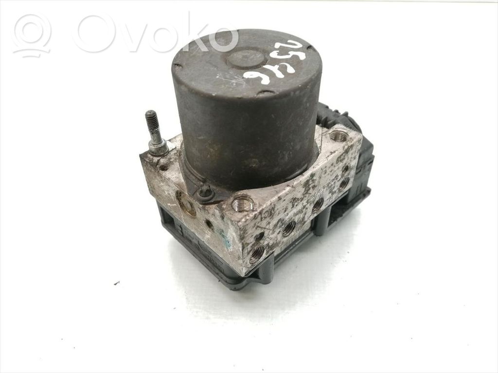 Nissan Qashqai Pompe ABS 