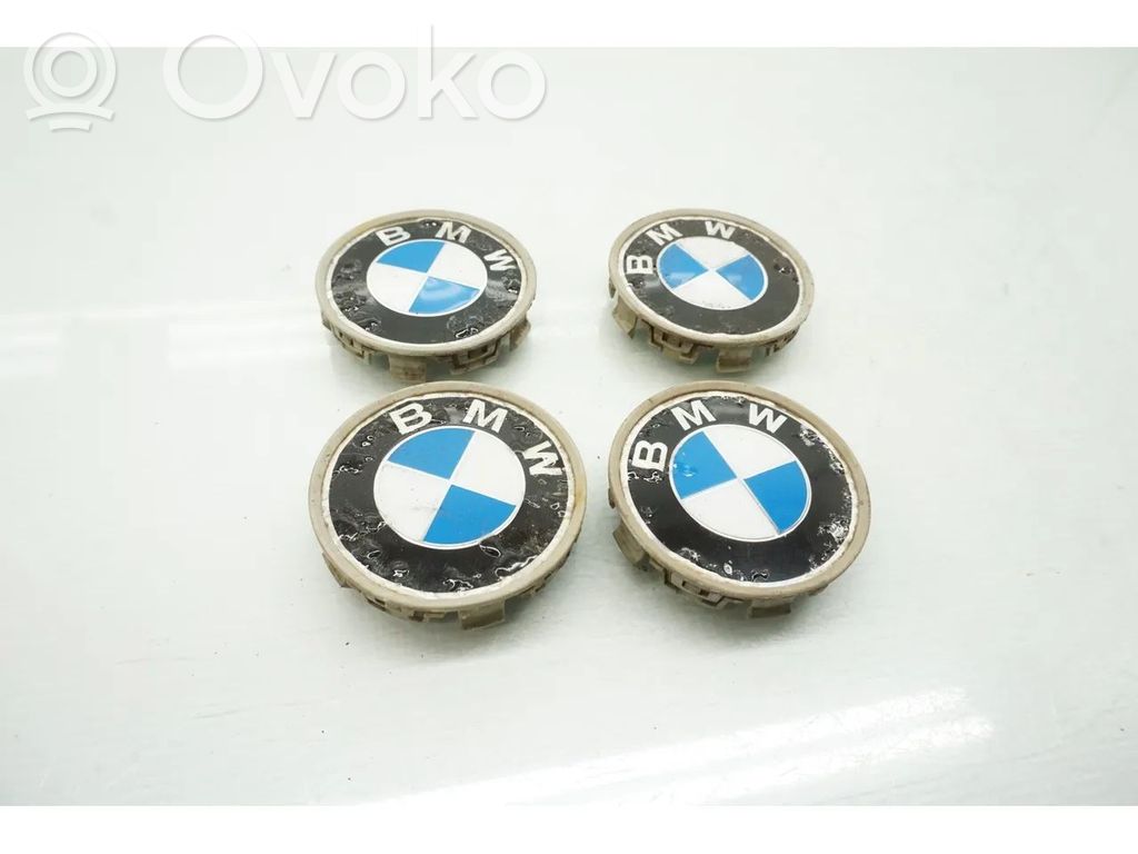 Original wheel cap   6768640