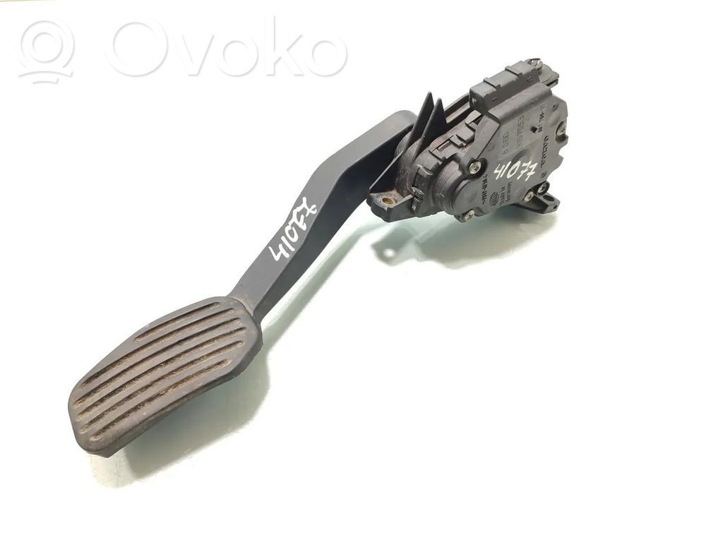 Volvo C70 Akceleratoriaus pedalas 