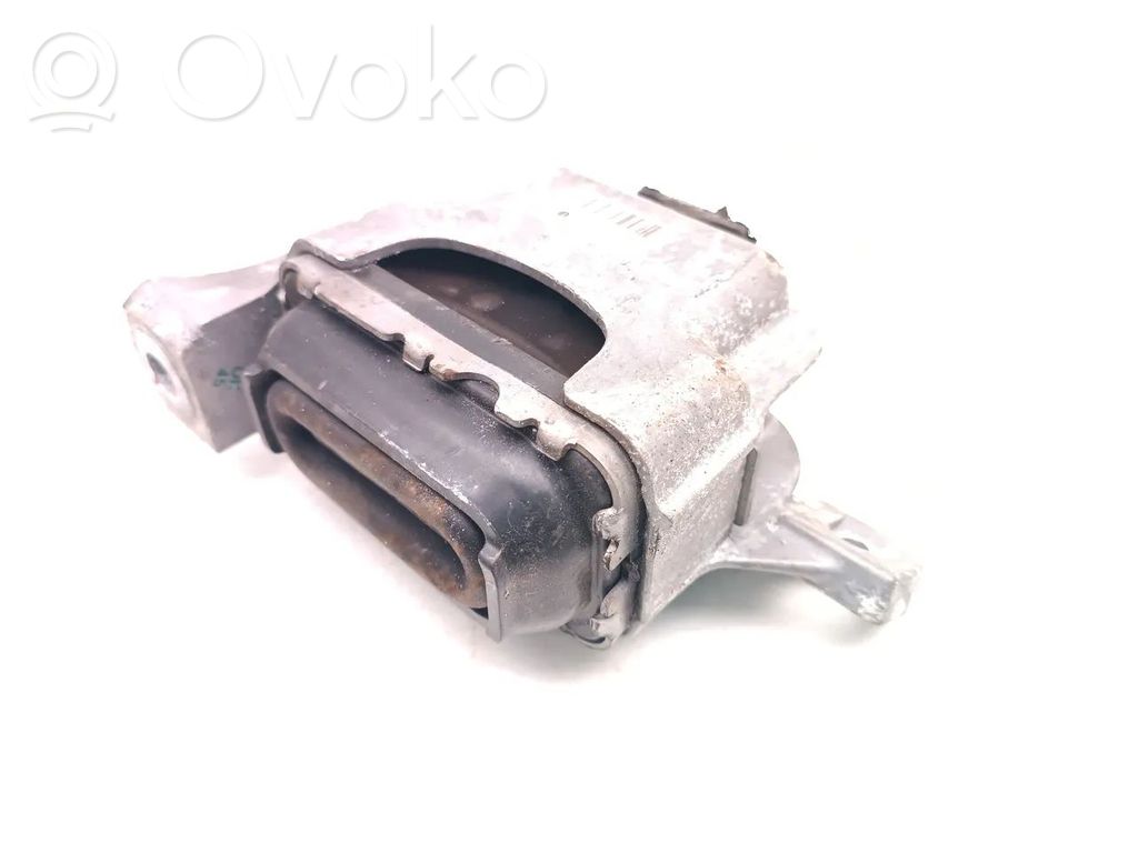 Engine mount bracket   6778645