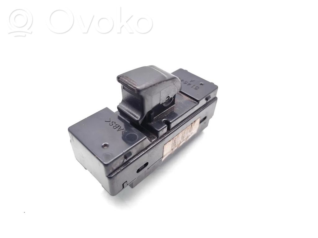 Isuzu Rodeo Electric window control switch 