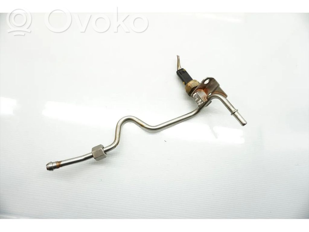 BMW 3 E90 E91 Degvielas caurulīte (-es) 