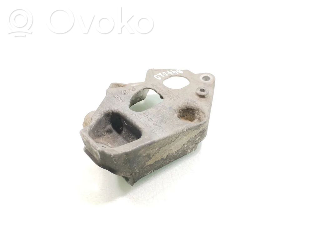 Engine mounting bracket   6859415