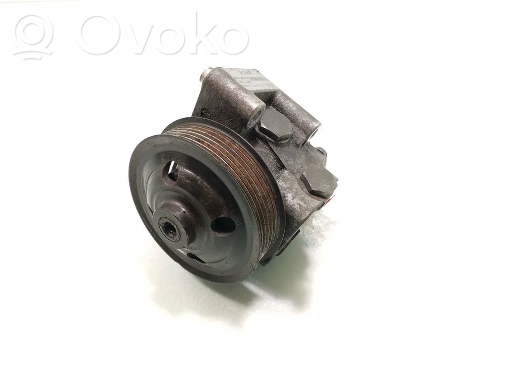 Ohjaustehostimen pumppu   6R833A696BD