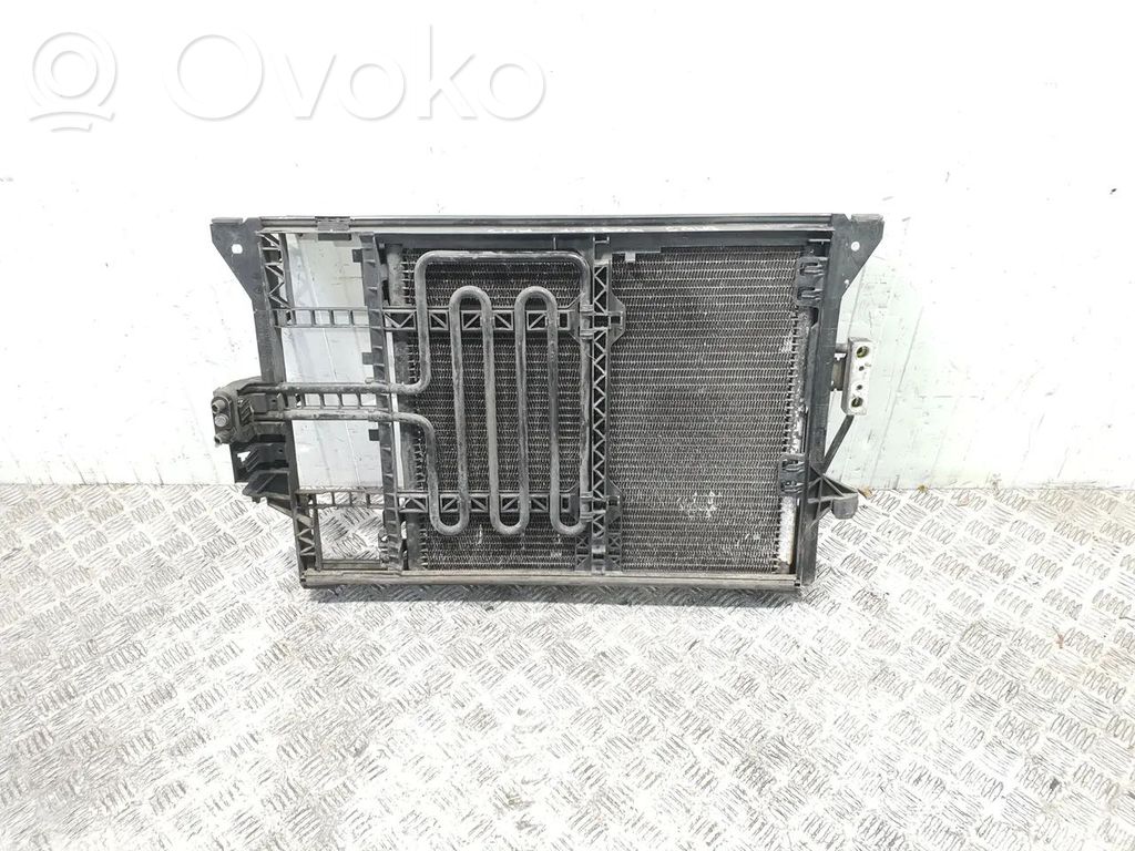 BMW 5 E39 Oro kondicionieriaus radiatorius aušinimo 