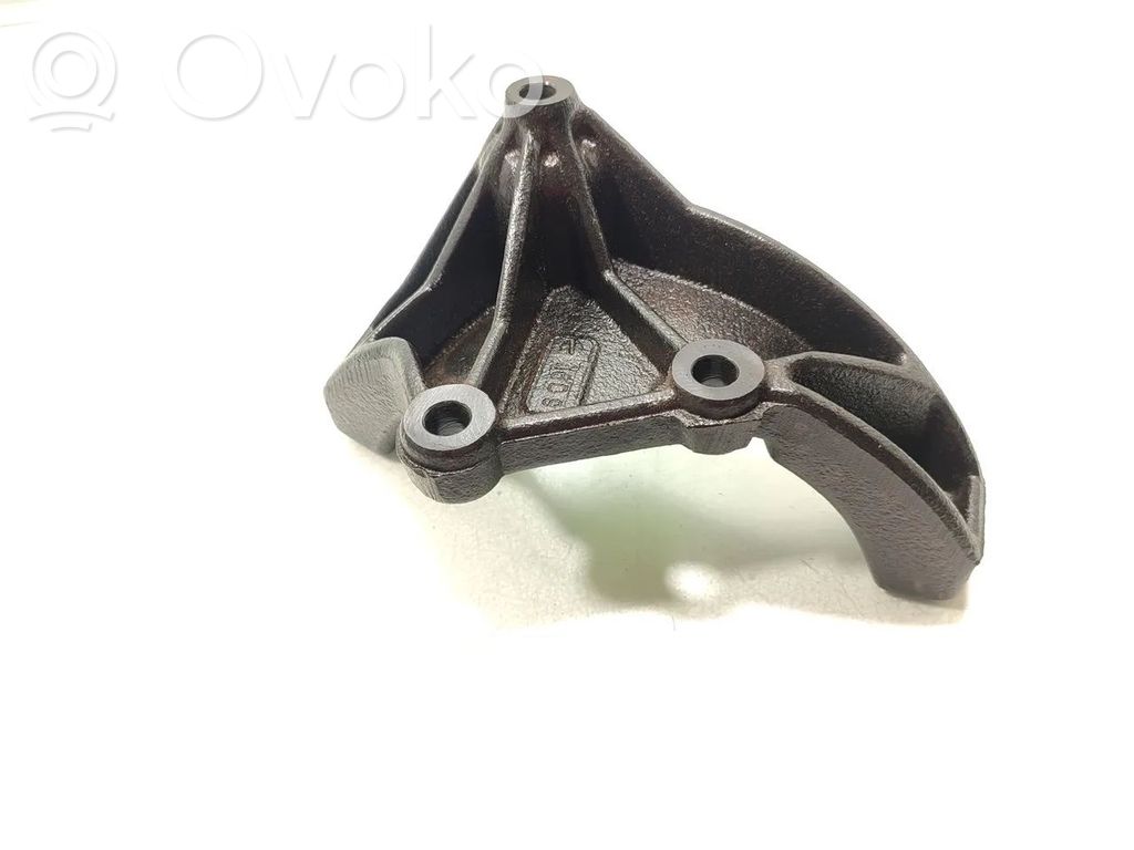 Ford Transit Engine mounting bracket 