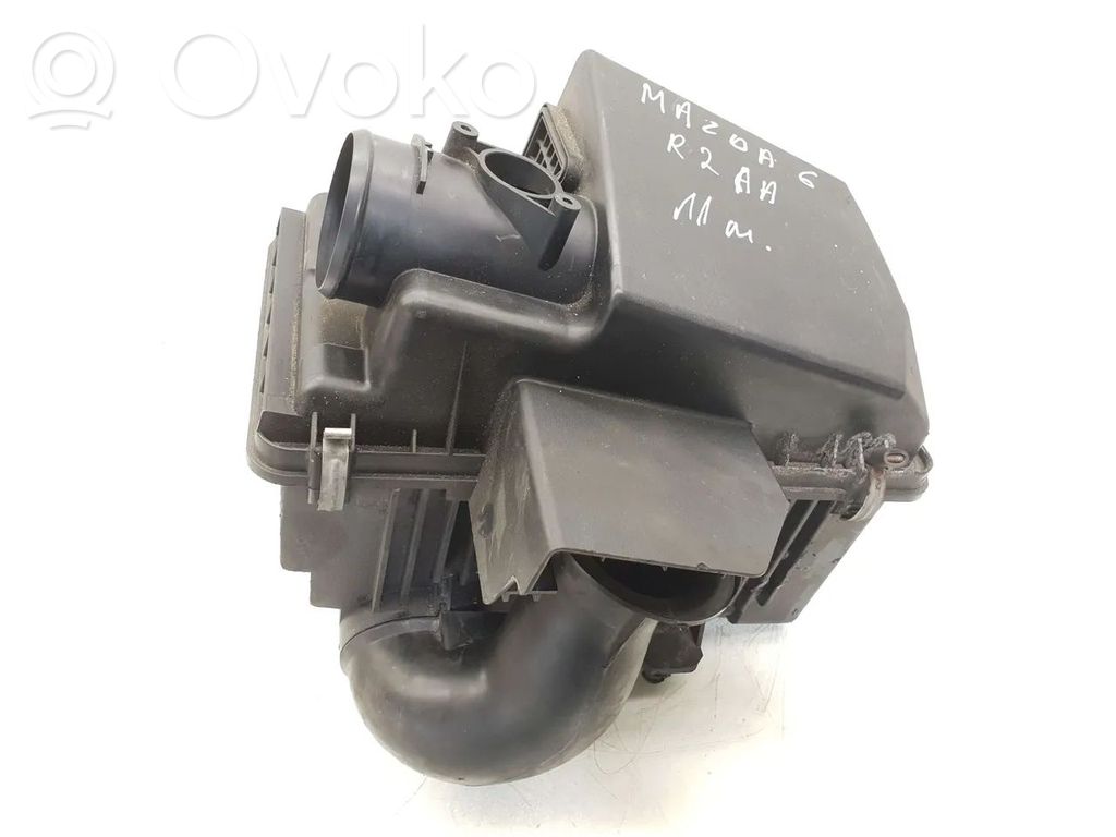 Air filter box   RF8GK3804