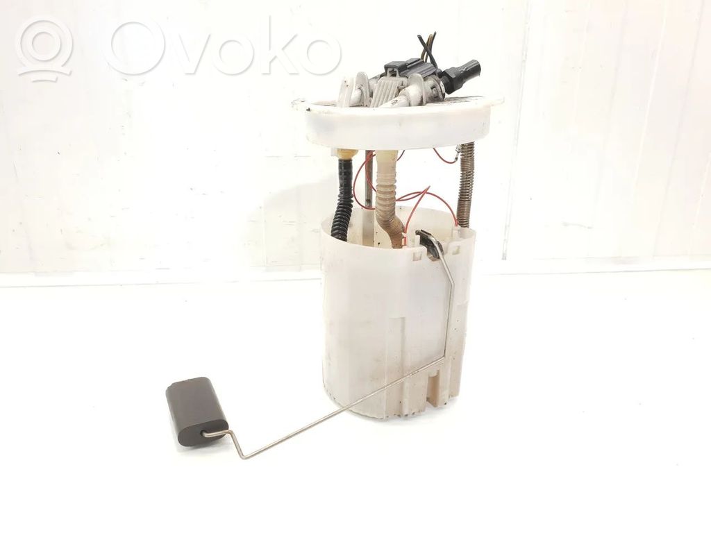 Ford Focus Fuel level sensor 