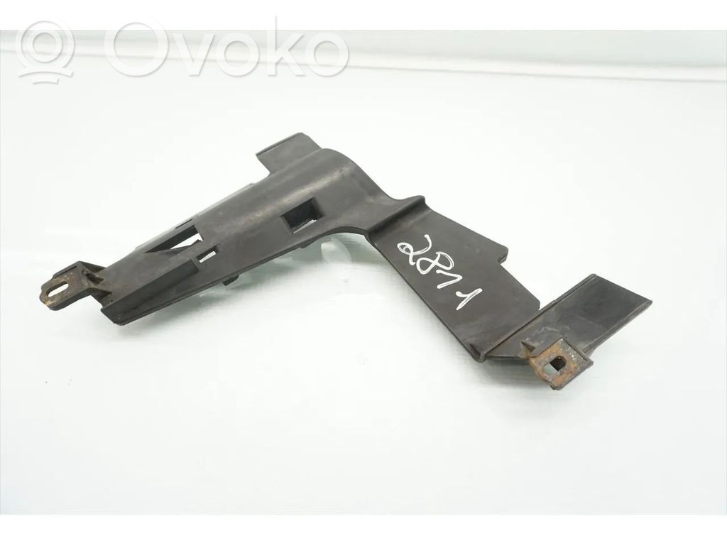 BMW 3 E46 Headlight/headlamp mounting bracket 