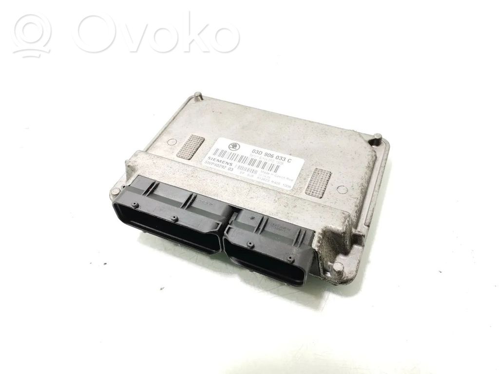 Skoda Fabia Mk1 (6Y) Engine control unit/module 