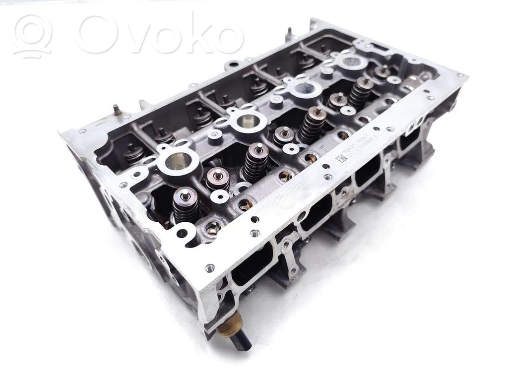 Skoda Octavia Mk4 Engine head 