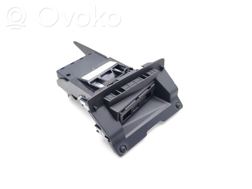Navigation unit CD/DVD player   GJY779EF0D