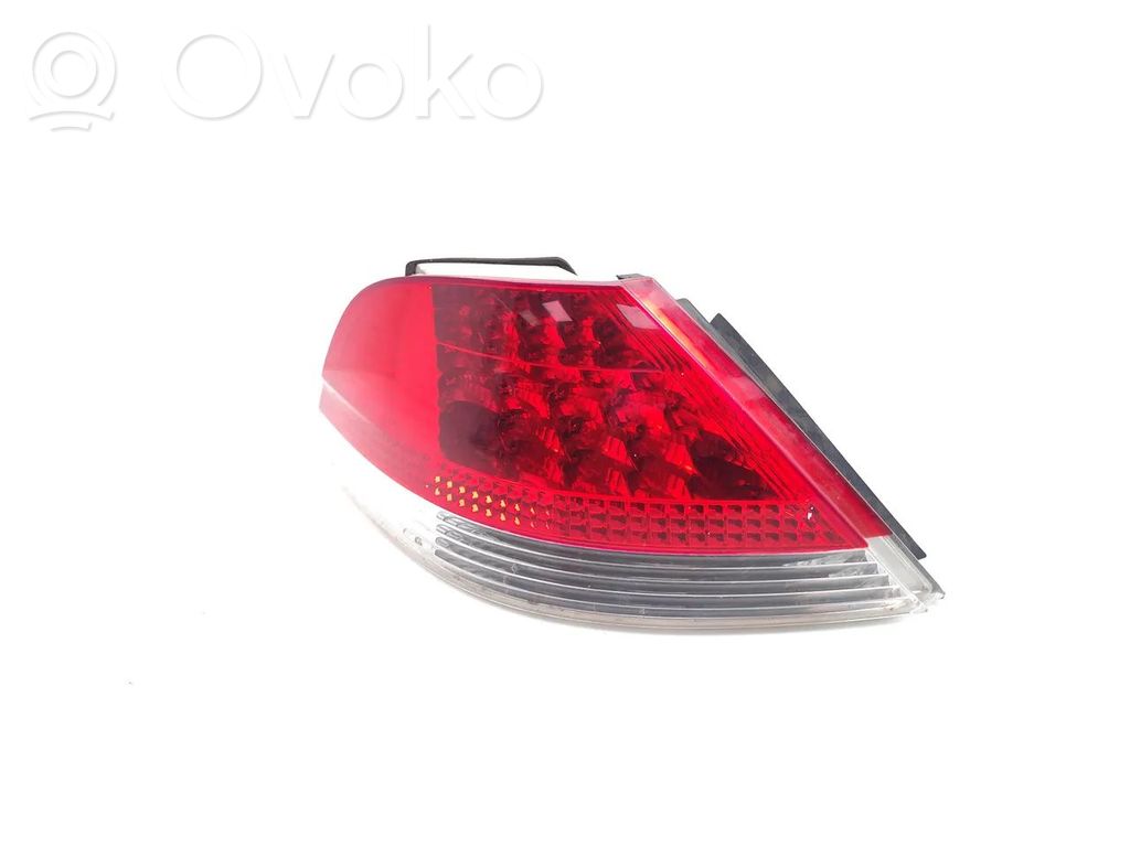 Rear/tail lights