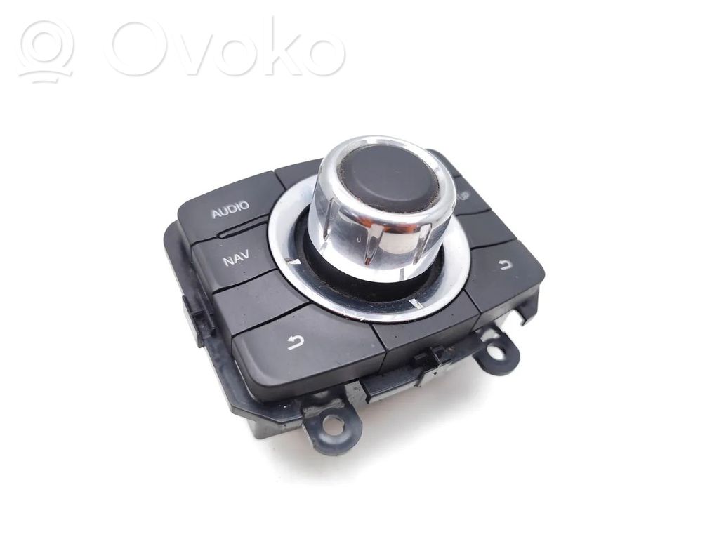Head unit multimedia control   GKL166CM0