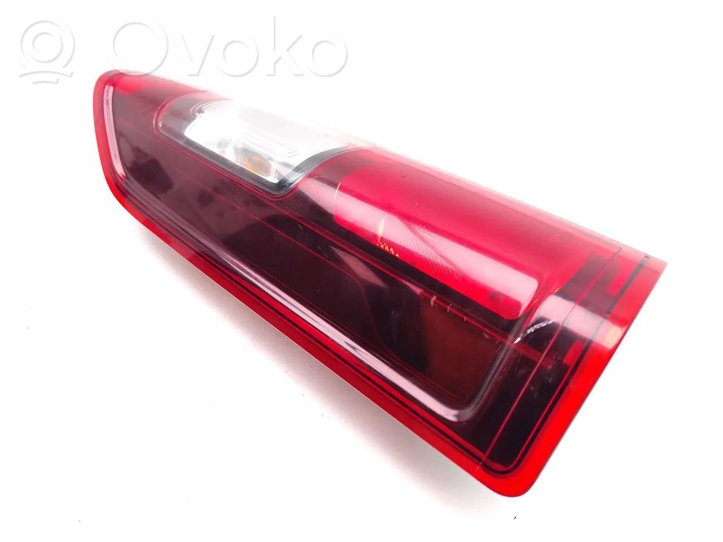 Opel Vivaro Rear/tail lights 
