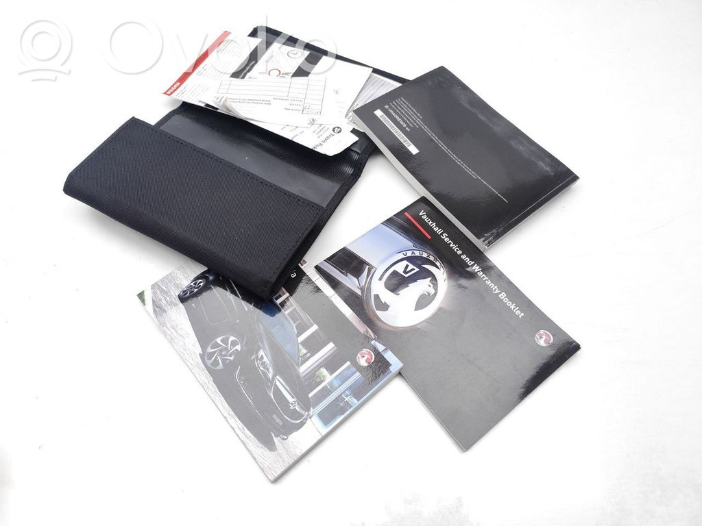 Carte/manual proprietar cu istoric service