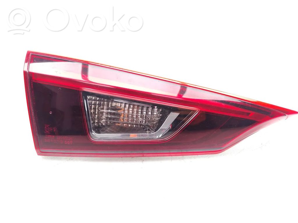 Mazda 3 II Takaluukun takavalot 