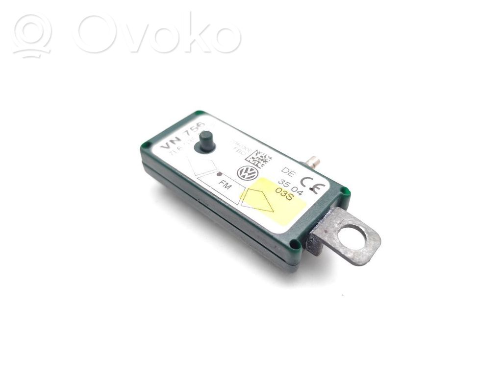 Volkswagen Touareg I Amplificatore antenna