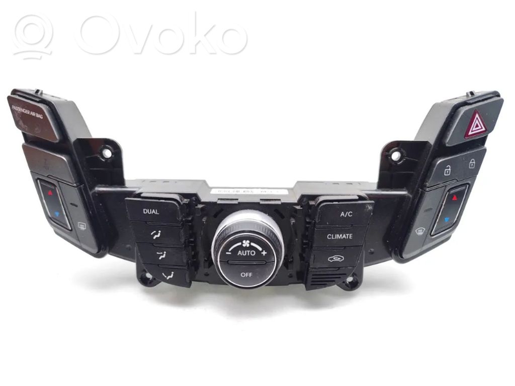 Hyundai i40 Climate control unit 