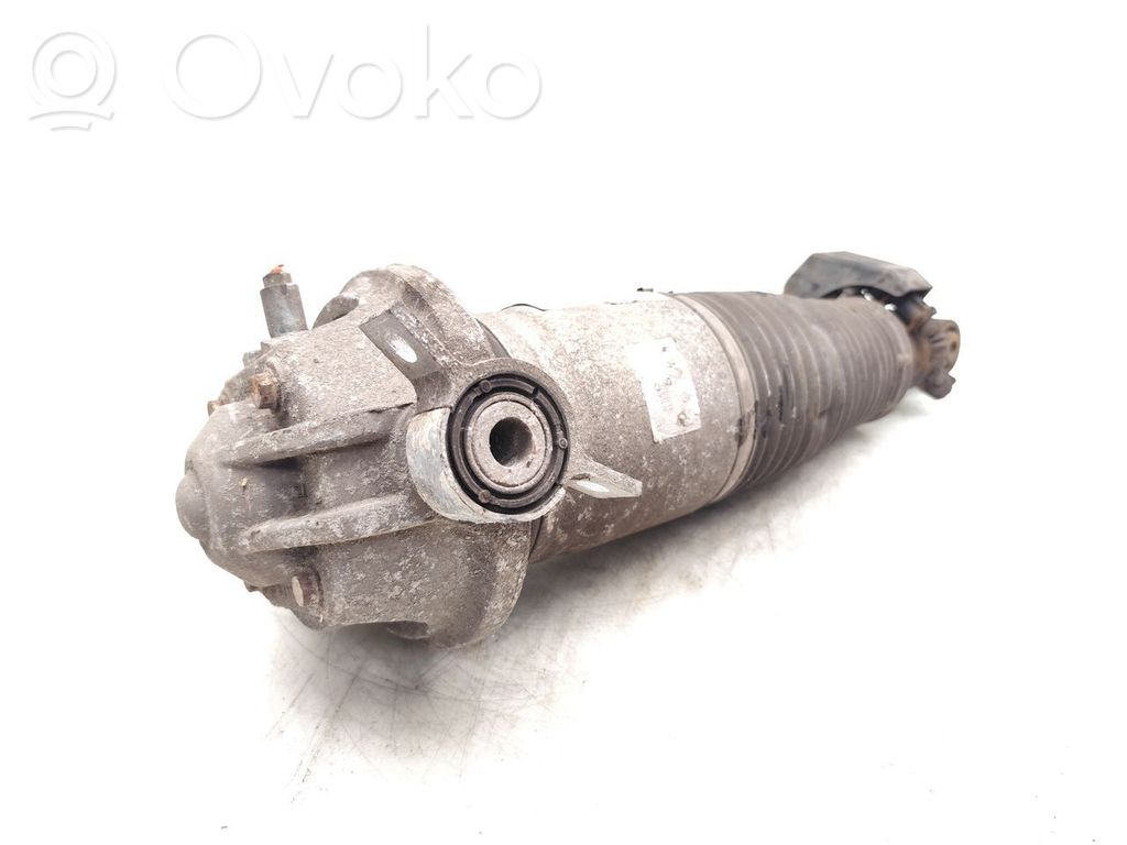 Amortiguador/suspensión neumática   7L8616019C