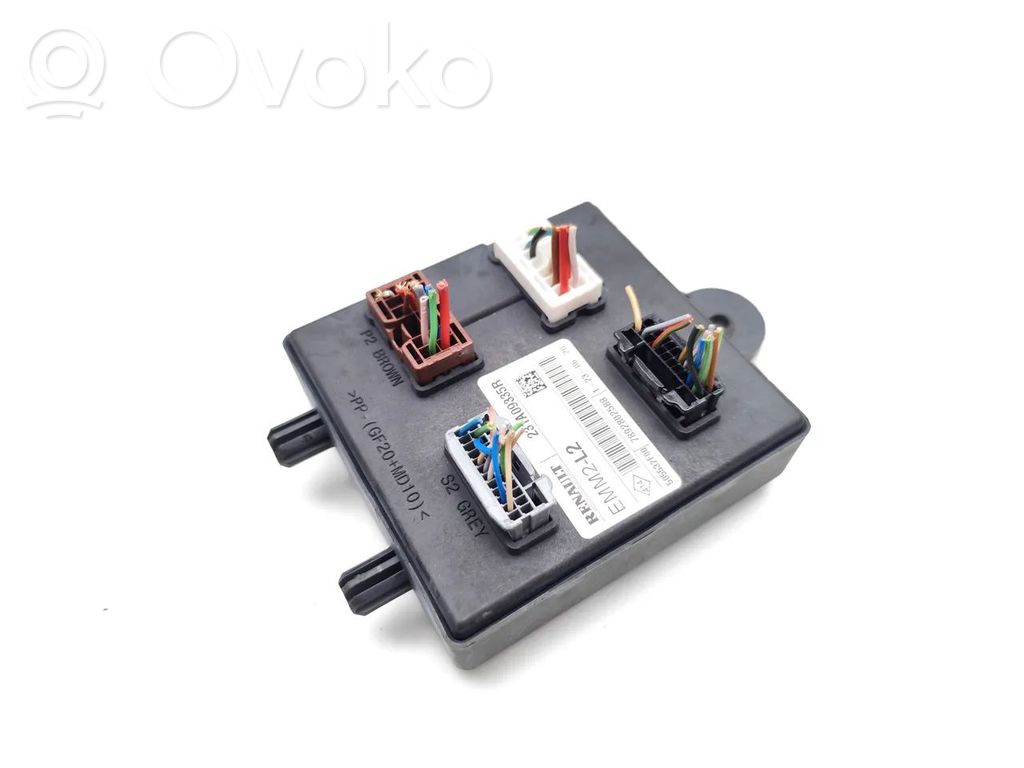 Dacia Duster Power management control unit 