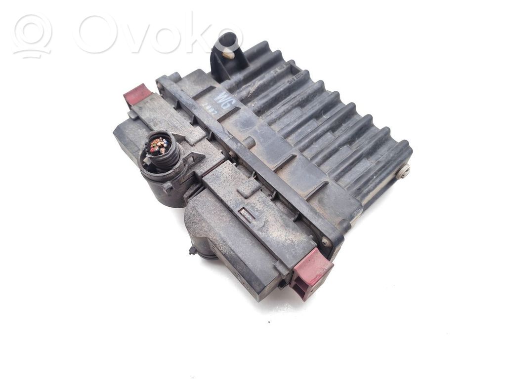 Opel Zafira A Fan control module 