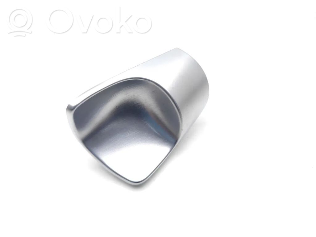 Mercedes-Benz EQB Rivestimento del pannello 