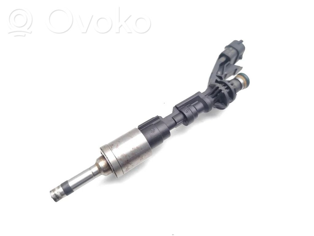 Ford Focus Fuel injector 