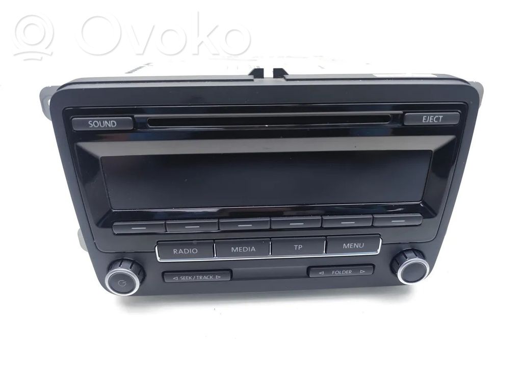Volkswagen Jetta VI Panel / Radioodtwarzacz CD/DVD/GPS 