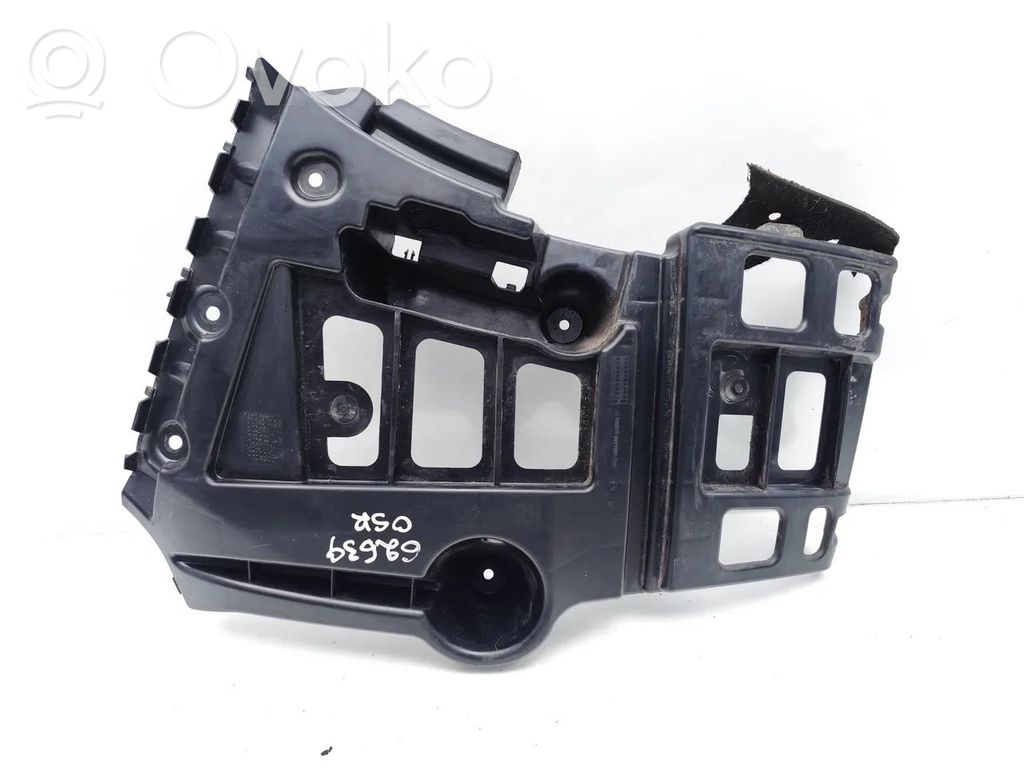 Rear bumper mounting bracket   4884490