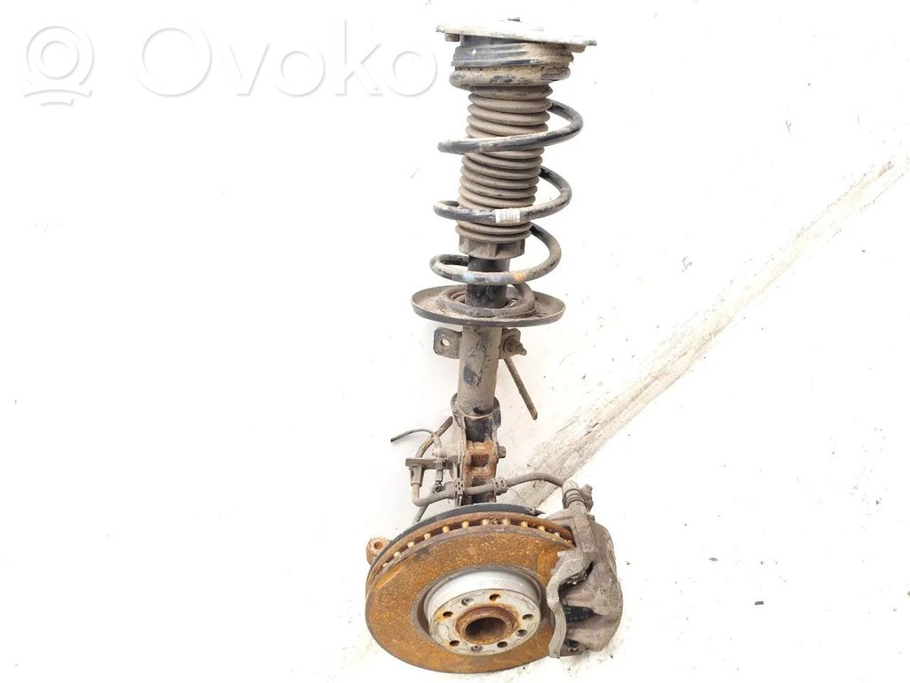 Front wheel hub spindle knuckle